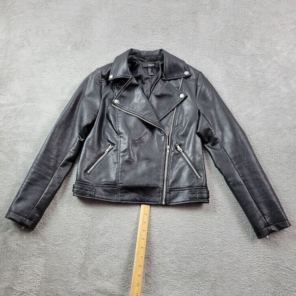 Forever 21 Faux Leather Jacket Womens Small Black Motocycle Moto Bike‎ Metal